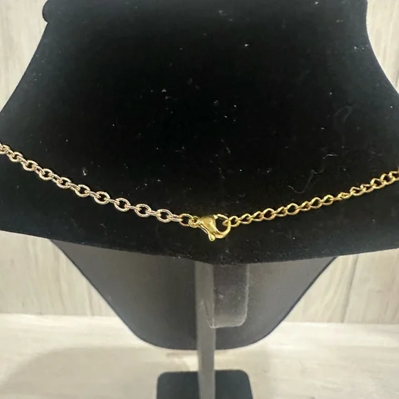 Gold Chain Necklace w/ Interlocking Ring Charms - Picture 3 of 5